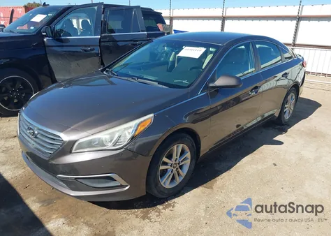 2017 Hyundai Sonata z USA, uszkodzony, nr VIN 5NPE24AF4HH541495